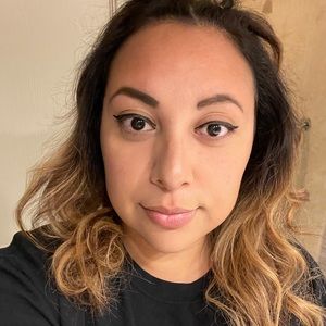 Meet your Posher, Gabriela